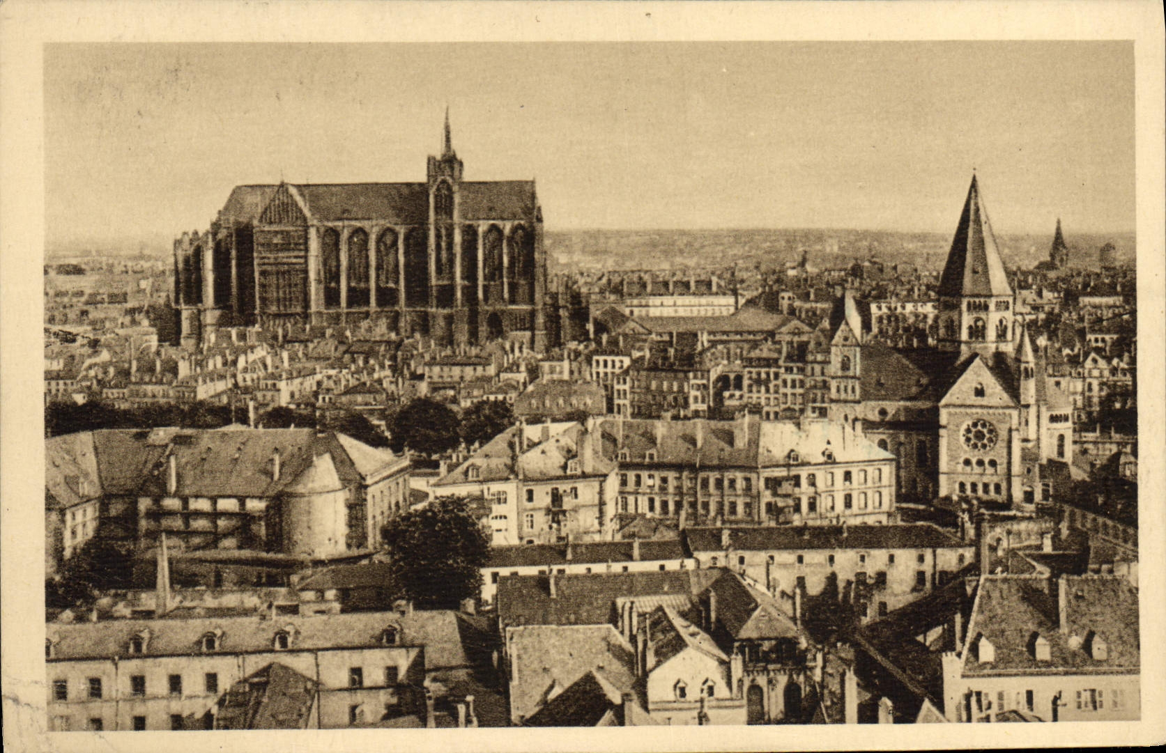 Panorama de Metz de la POSTAL de la VENDIMIA