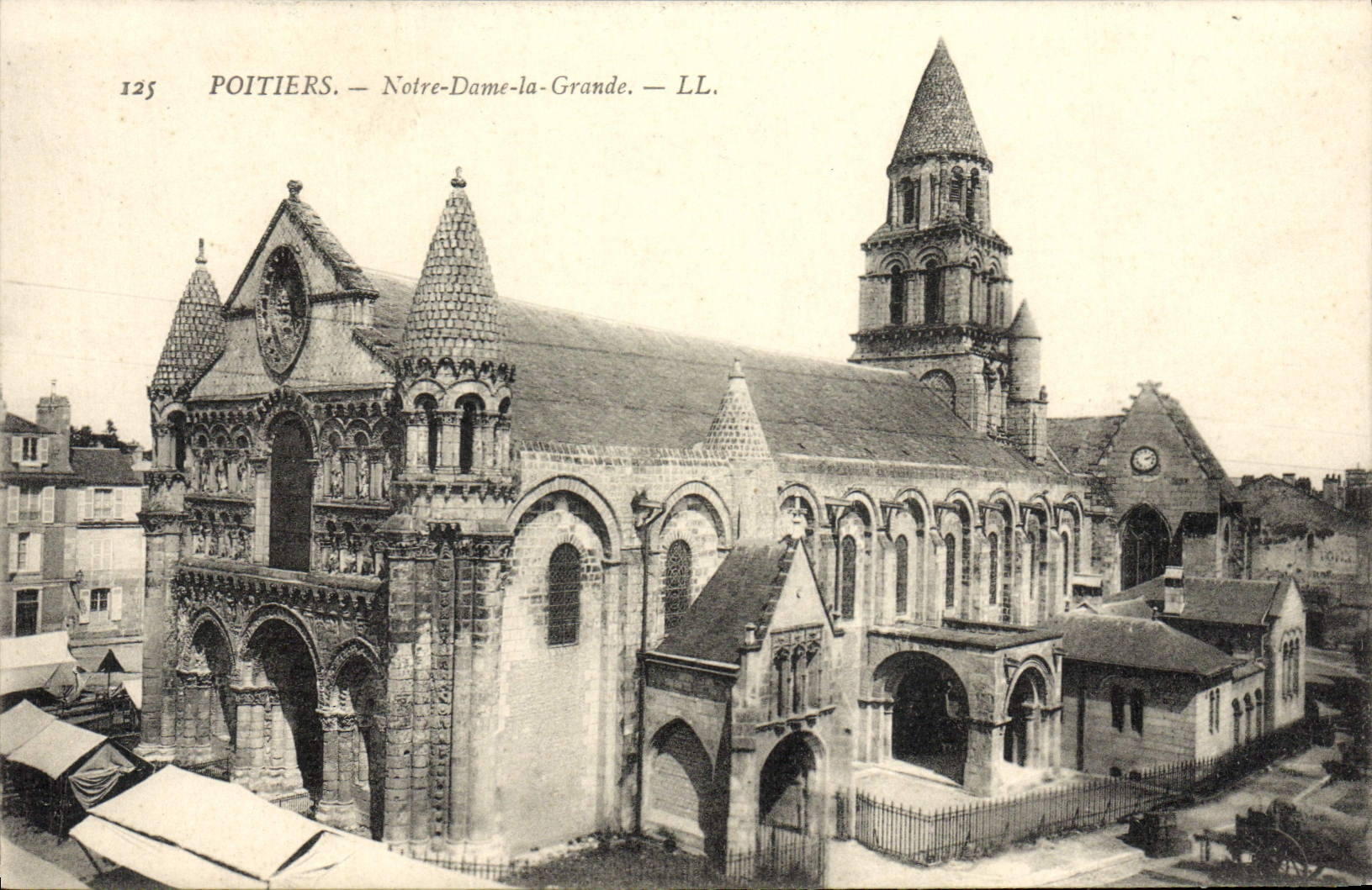 CPA Poitiers Notre Dame La Grande