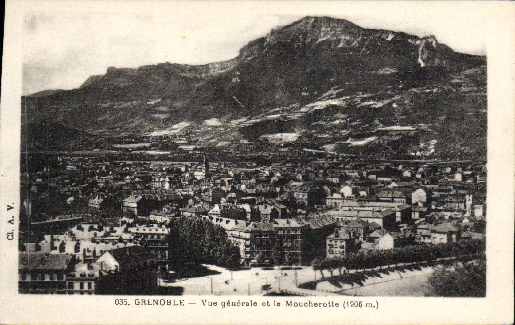 CPA Grenoble Vue Generale Et Le Moucherotte