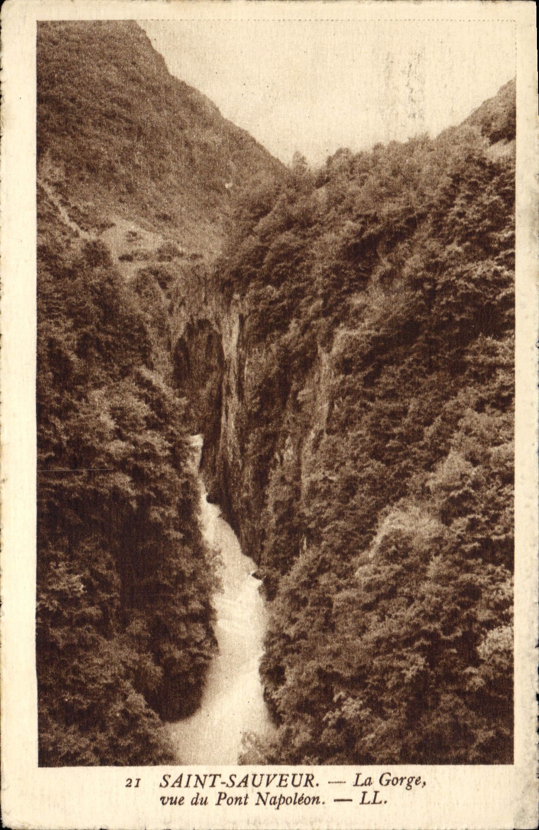 CPA Saint Sauveur La Gorge Vue Du Pont Napoleon