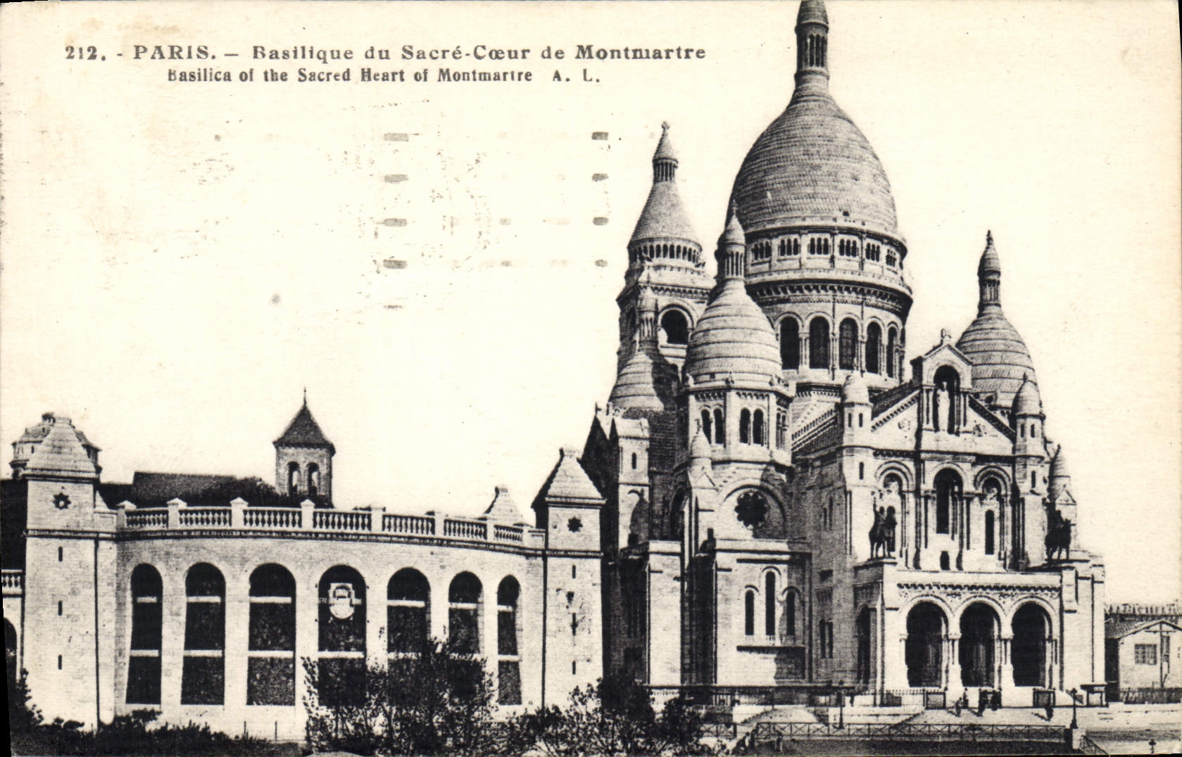 VINTAGE POSTCARD Paris Basilica Of the Sacring Heart De Montniartre