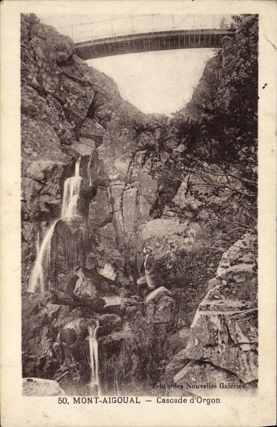 CPA Mont Aigoual Cascade D'Orgon