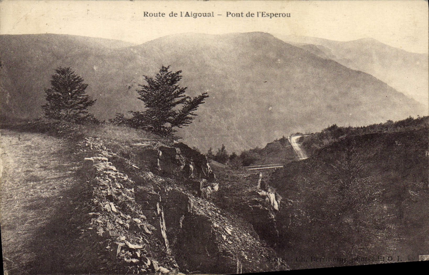VINTAGE POSTCARD Road De I' Aigoual Bridge De I' Esperou