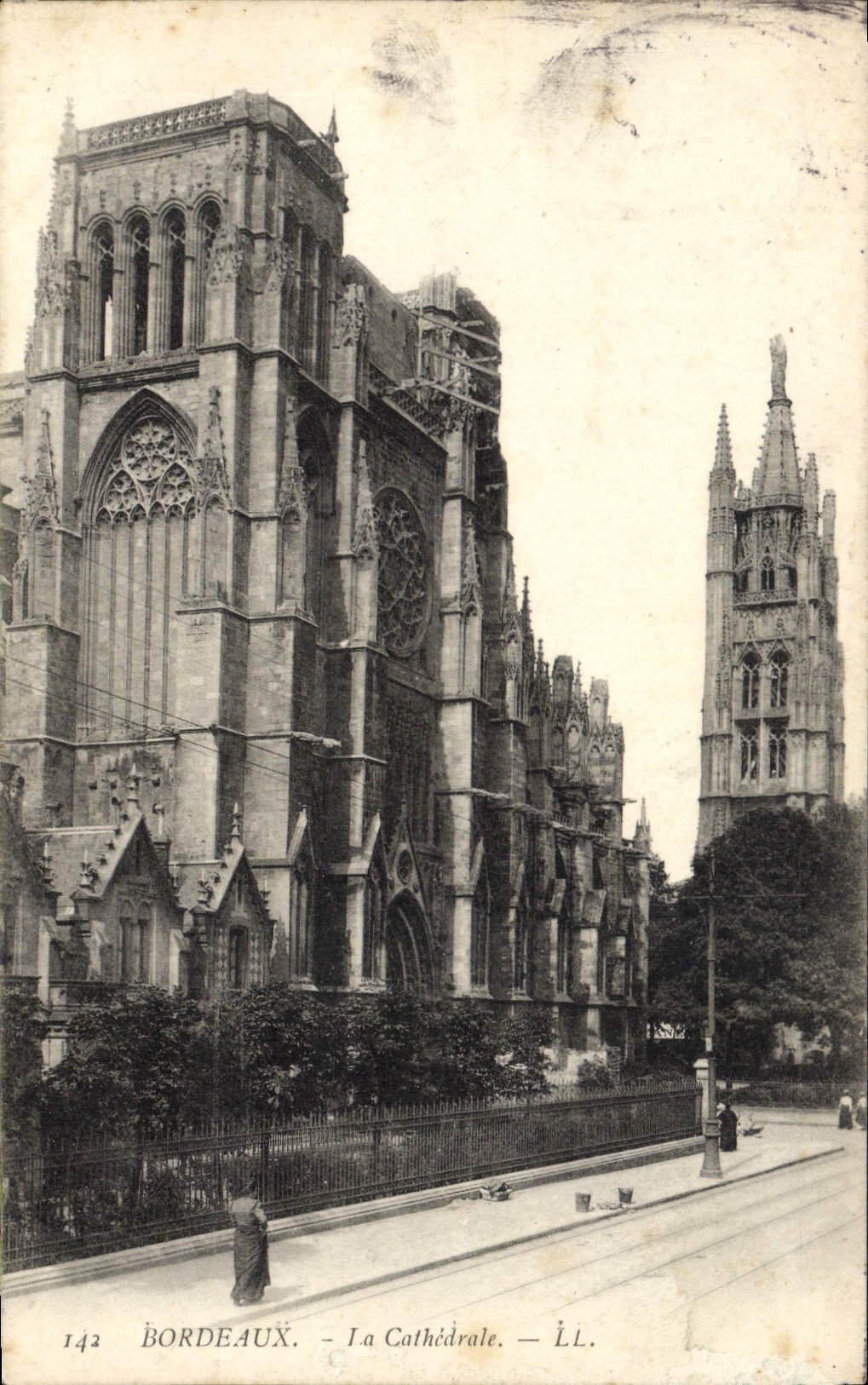 CPA Bordeaux La Cathedrale