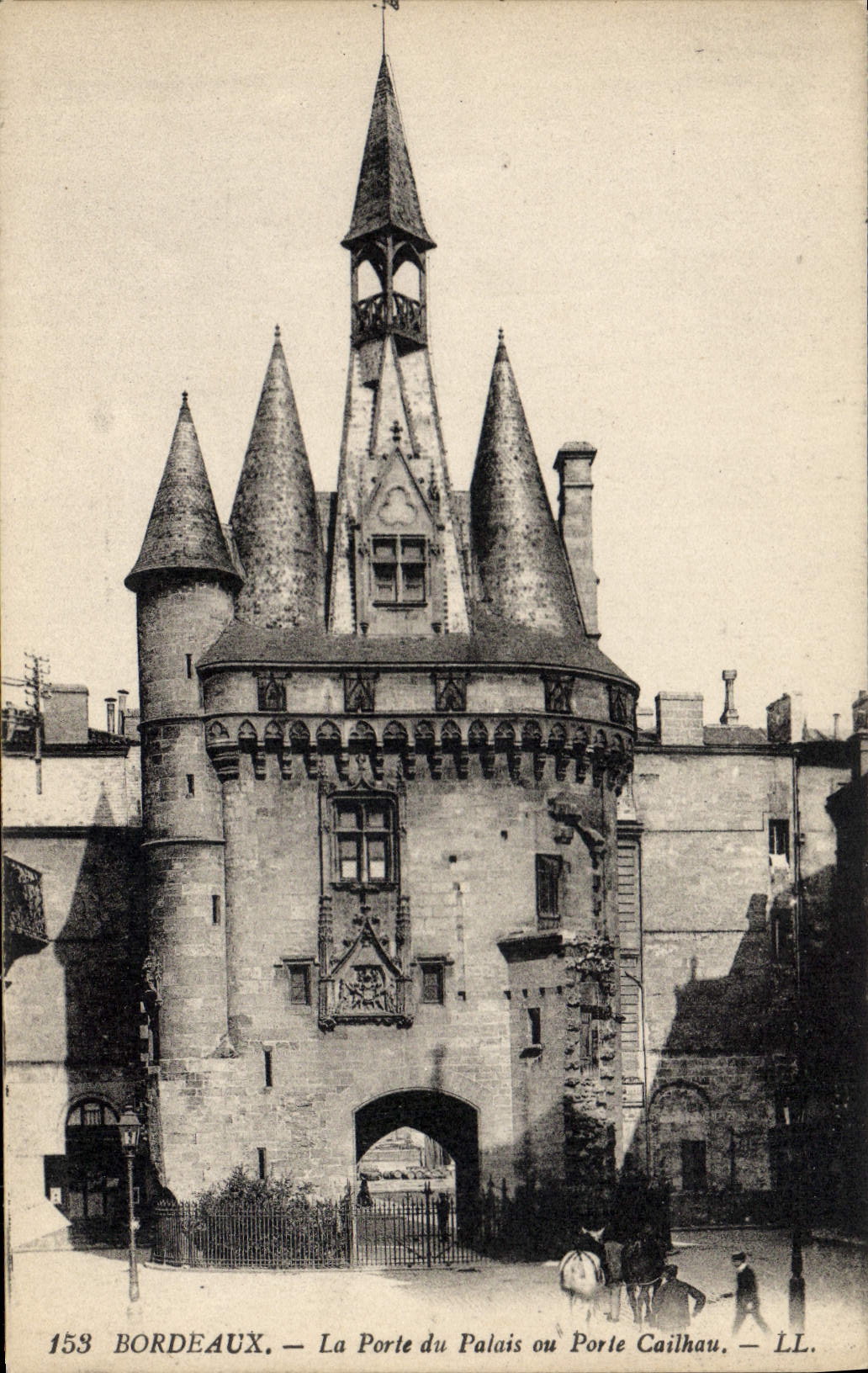 POSTAL Bourdeaux de la VENDIMIA la puerta del paladar o de la puerta de Cailhau