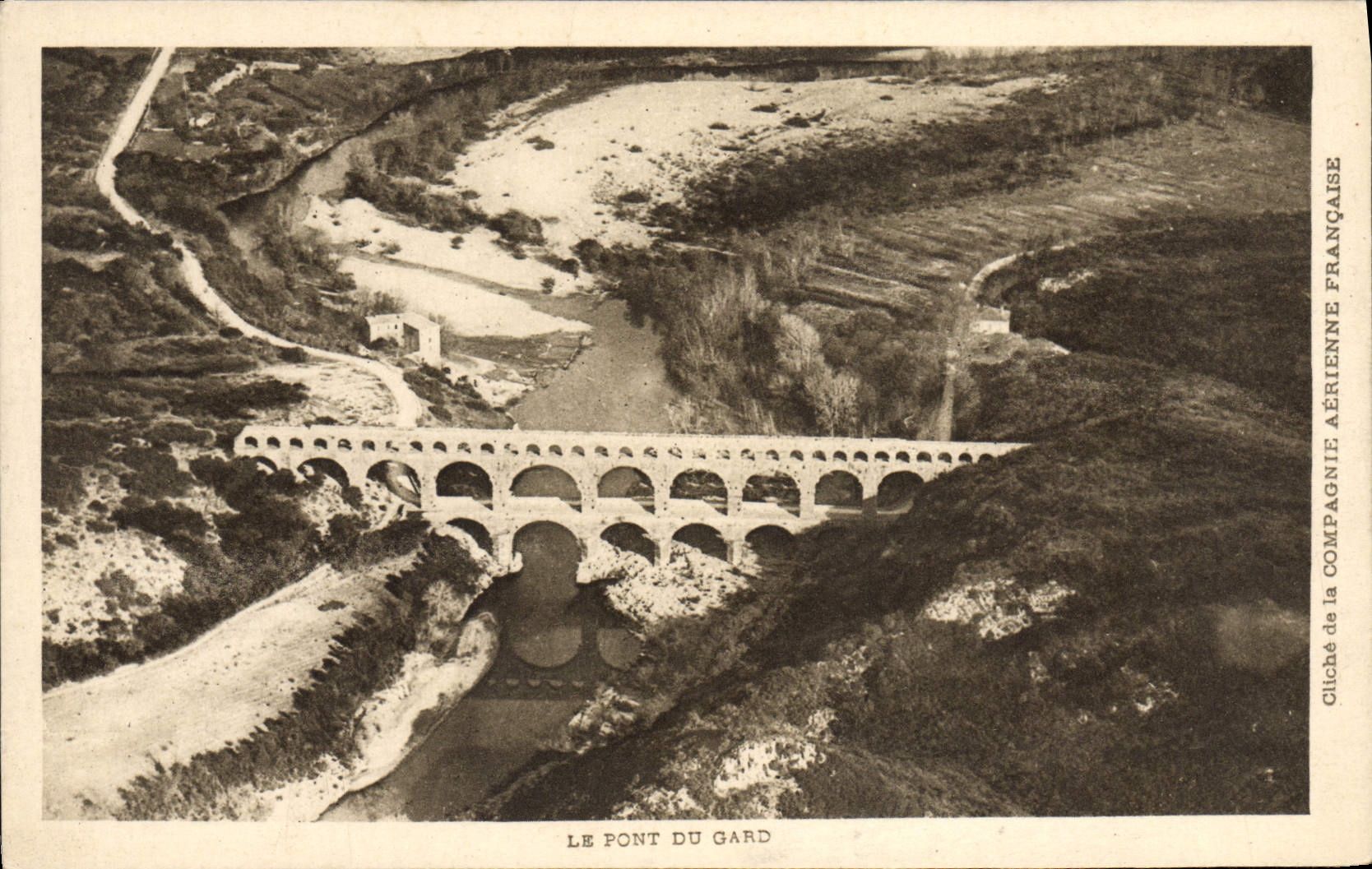 CPA Le Pont Du Gard