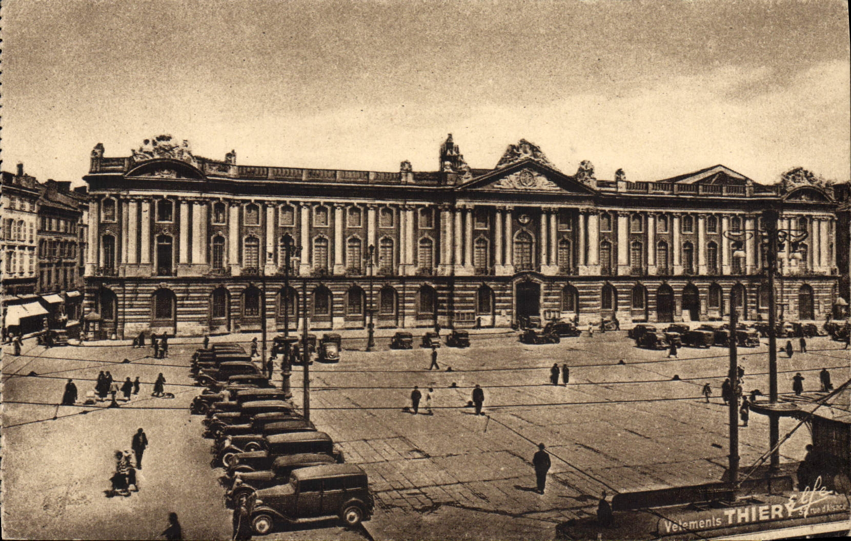 VINTAGE POSTCARD the Pyrenees Ocean Toulouse Frontage Of Capitole