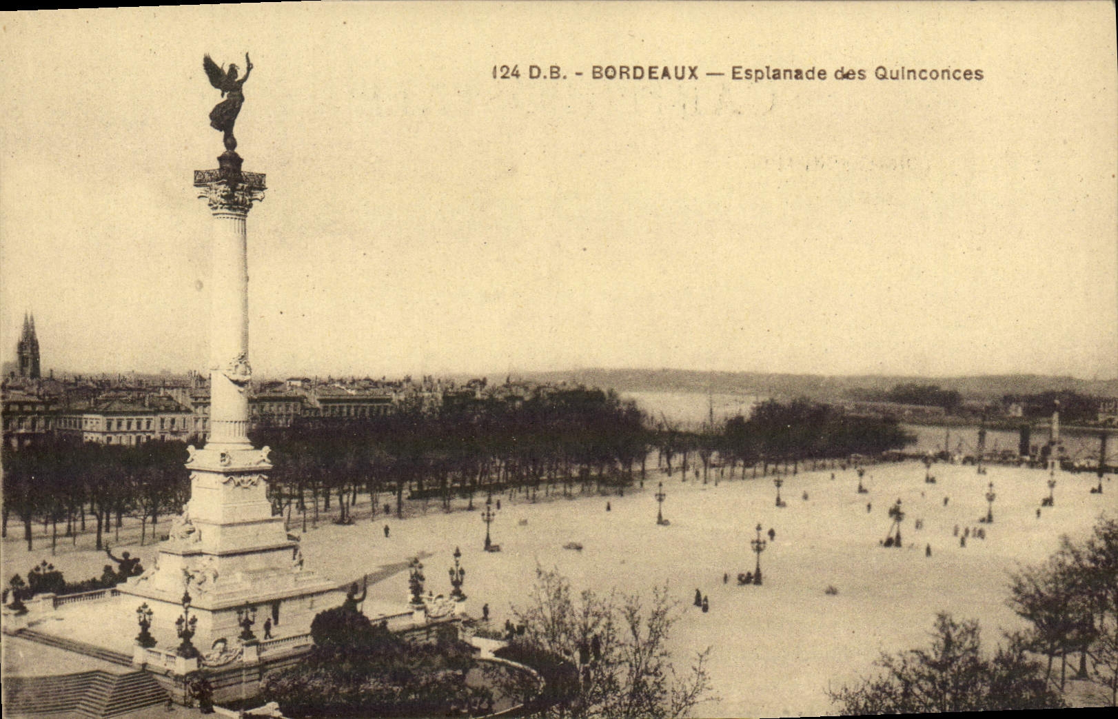 CPA Bordeaux Esplanade Des Quinconces