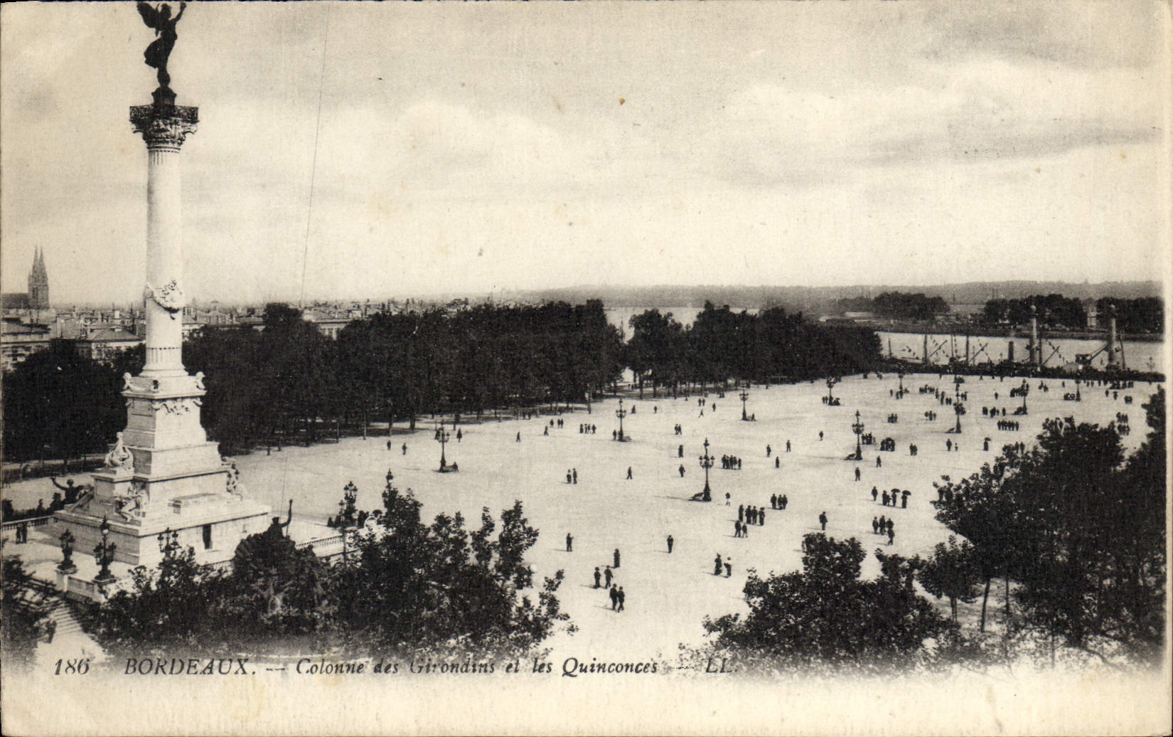 Columna de Burdeos de la POSTAL de la VENDIMIA de Gironda y de Quincunxes