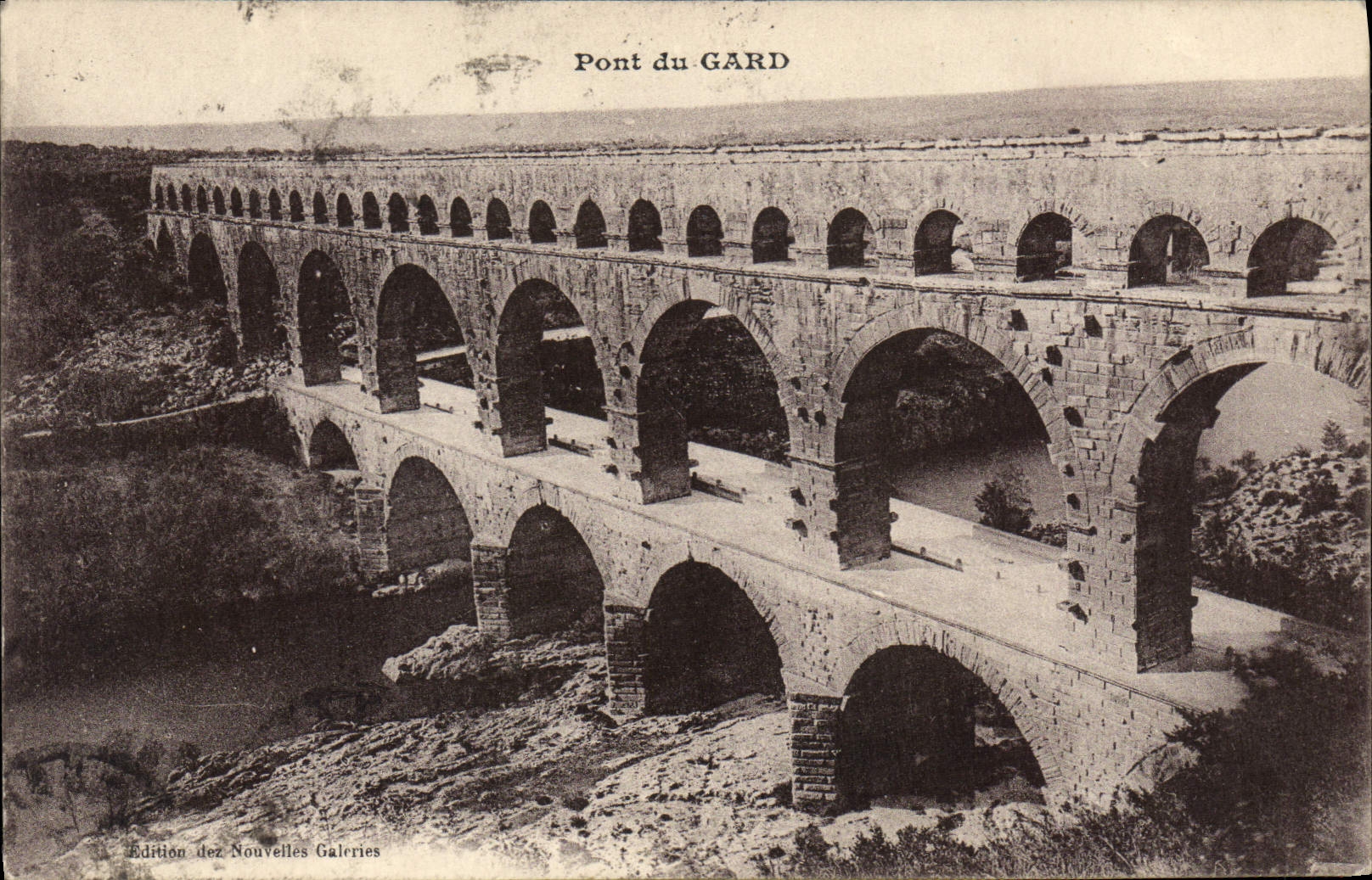 CPA Le Pont Du Gard