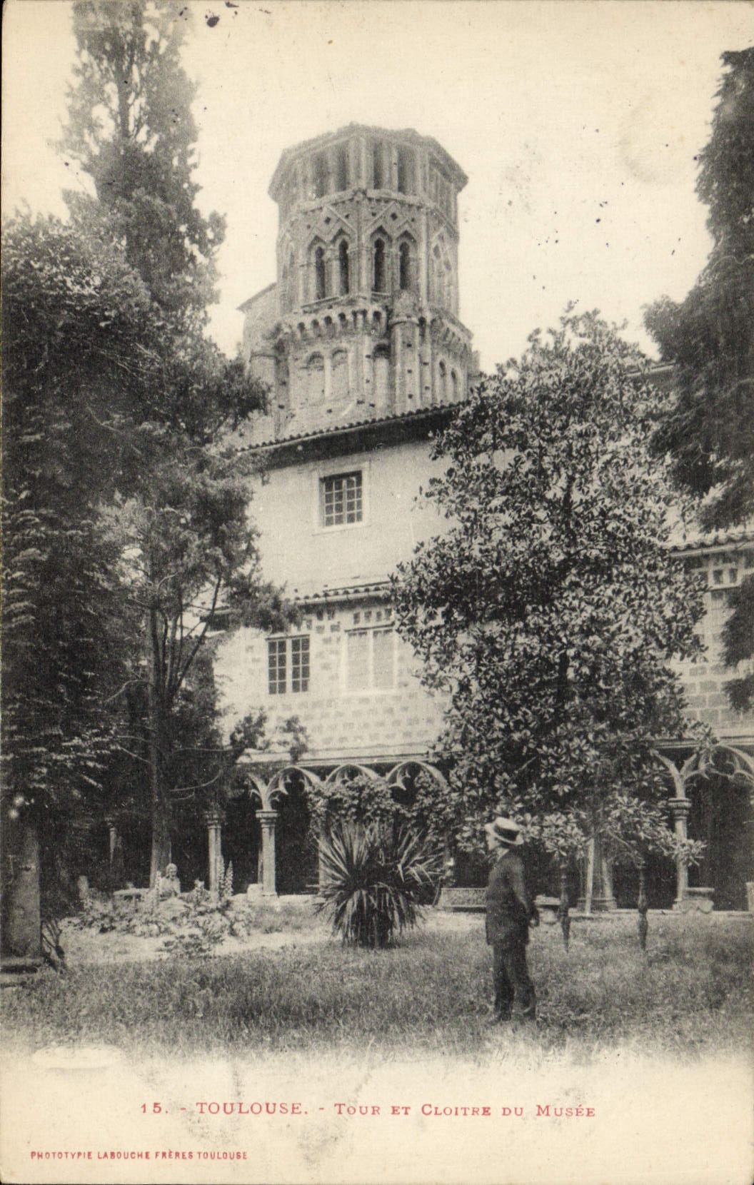 VINTAGE POSTCARD Toulouse Turn And Cloister of the museum