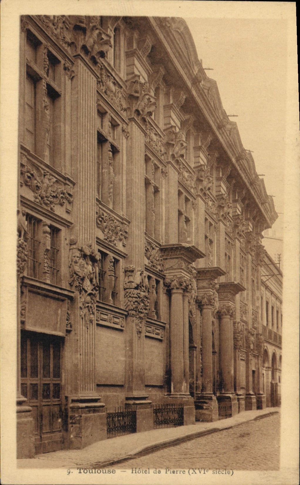CPA Toulouse Hotel de Pierre