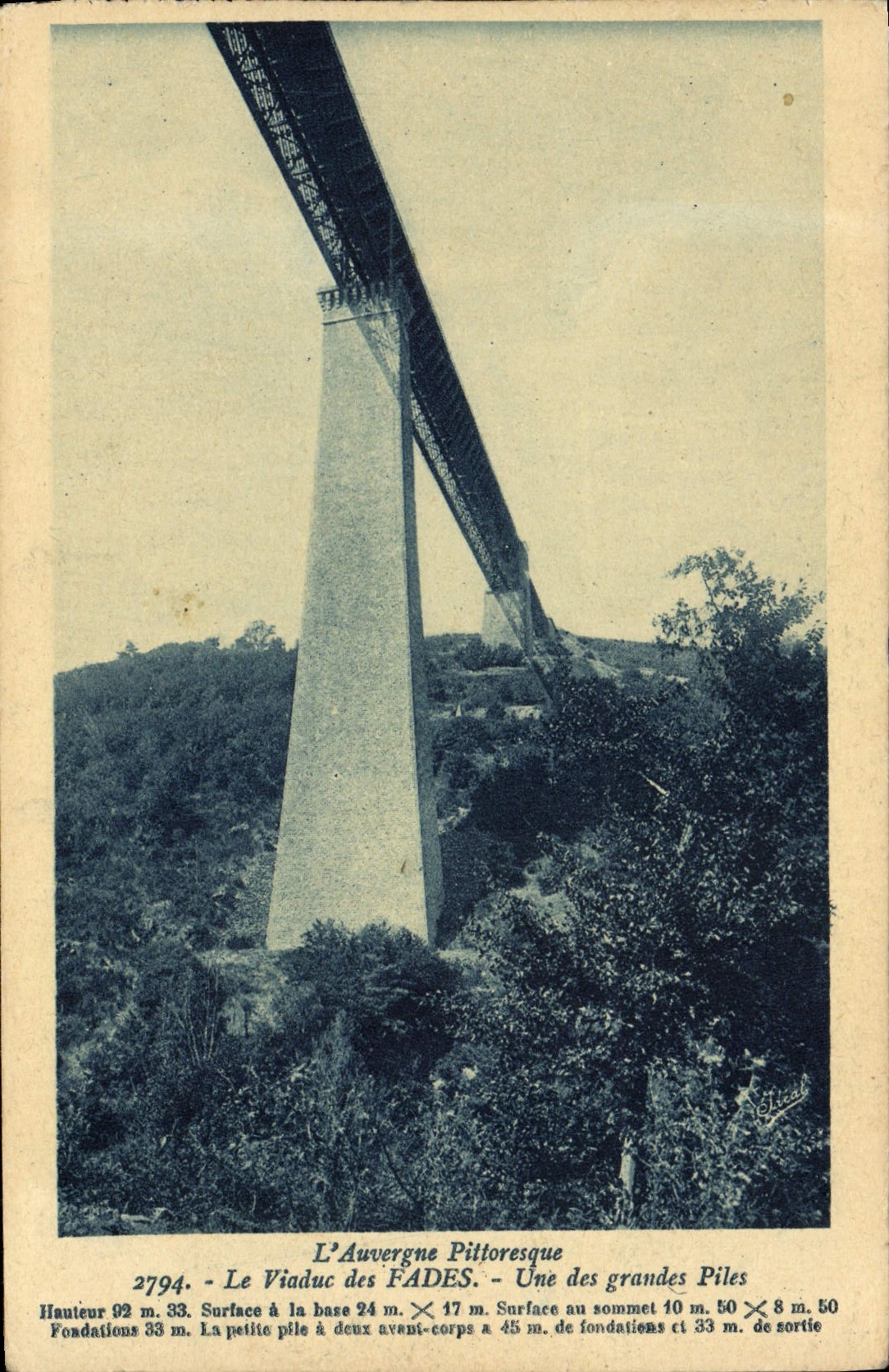 CPA Le Viaduc de Fades Une des Grands Piles