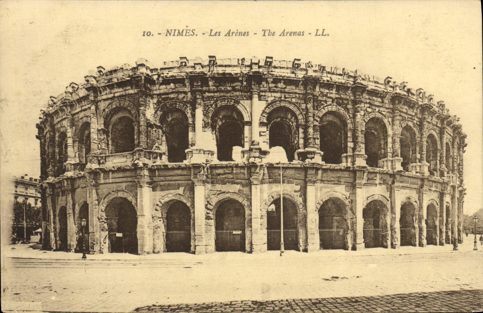 CPA Nimes Les Arenes