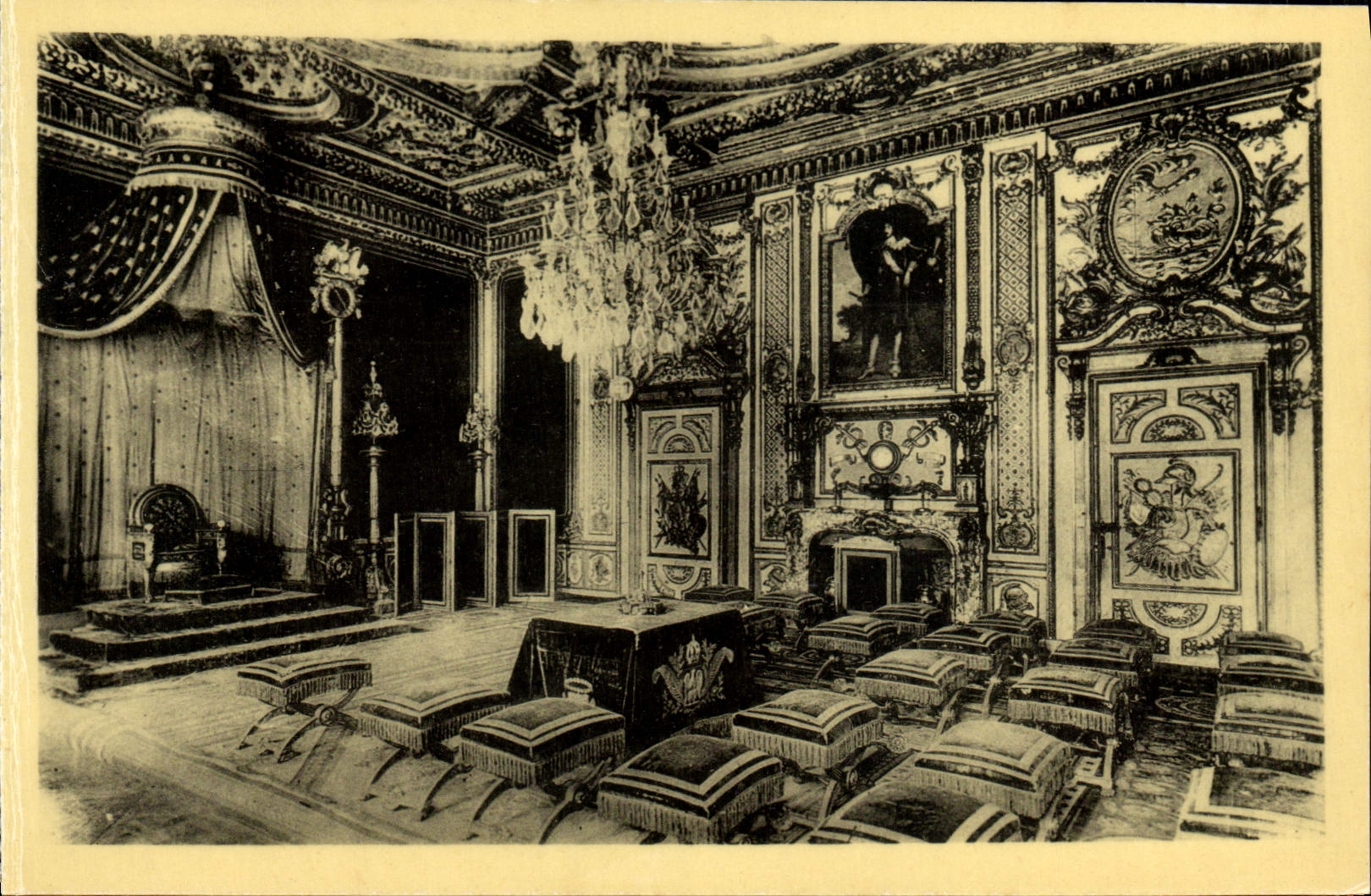 CPA Chateau De Fontainebleau Salle du trone