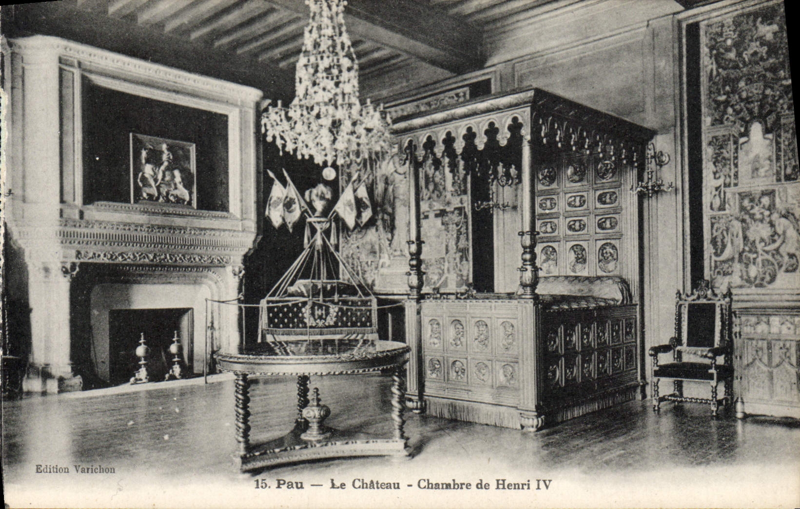 Sitio del castillo de Pau de la POSTAL de la VENDIMIA de Enrique IV