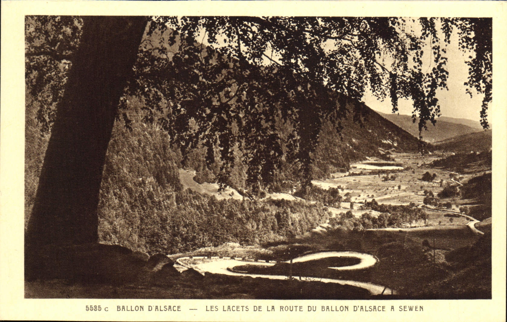 VINTAGE POSTCARD Ballon Of Alsace the Laces Of the Road Of the Balloon of Alsace has Sewen