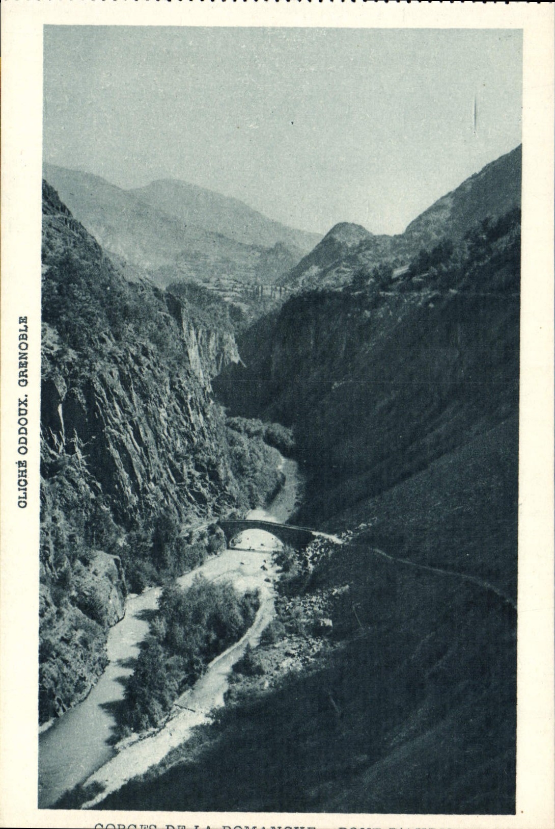 VINTAGE POSTCARD Falls of Romanche