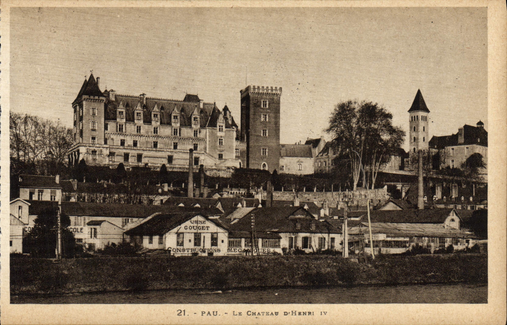 CPA Pau Le Chateau d'Henri IV Usine Gouget