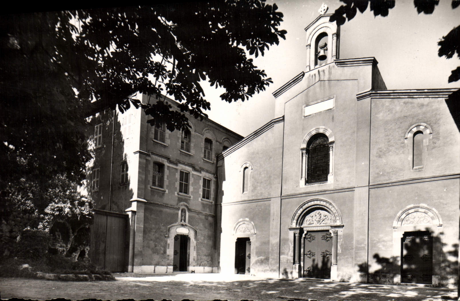 CPM Aix En Provence Chapelle De ND de La Seds