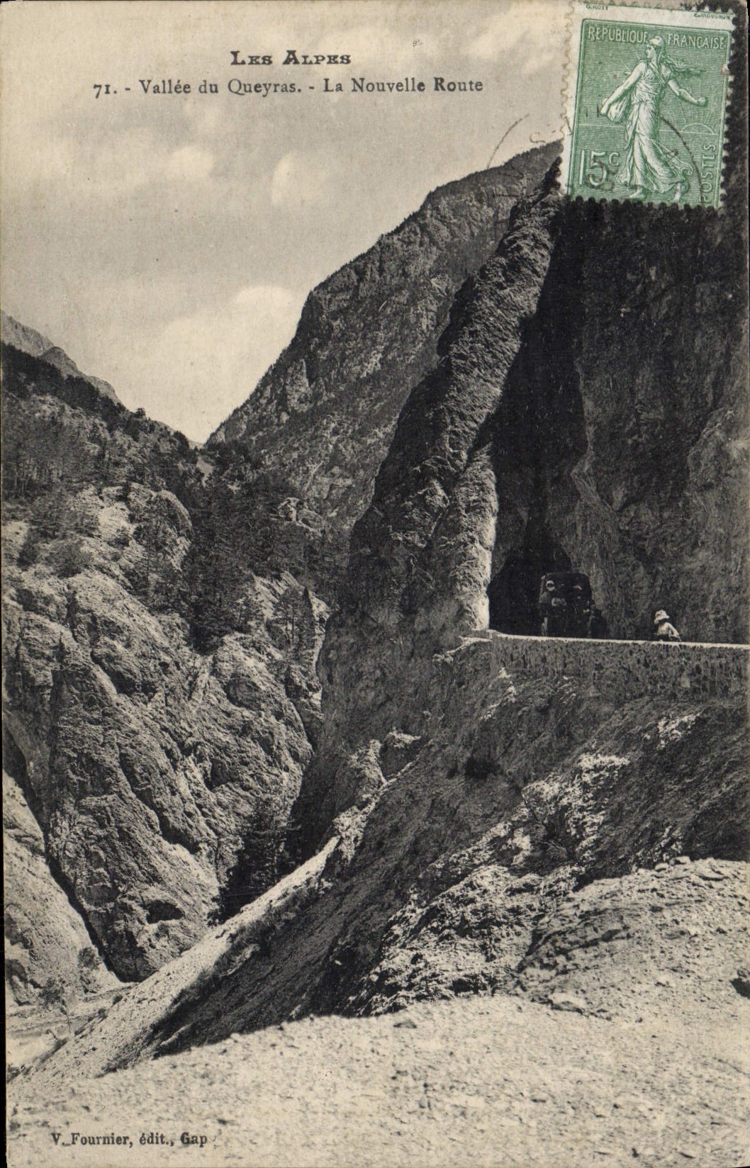 CPA Les Alpes Vallee Du Queyras La Nouvelle Route