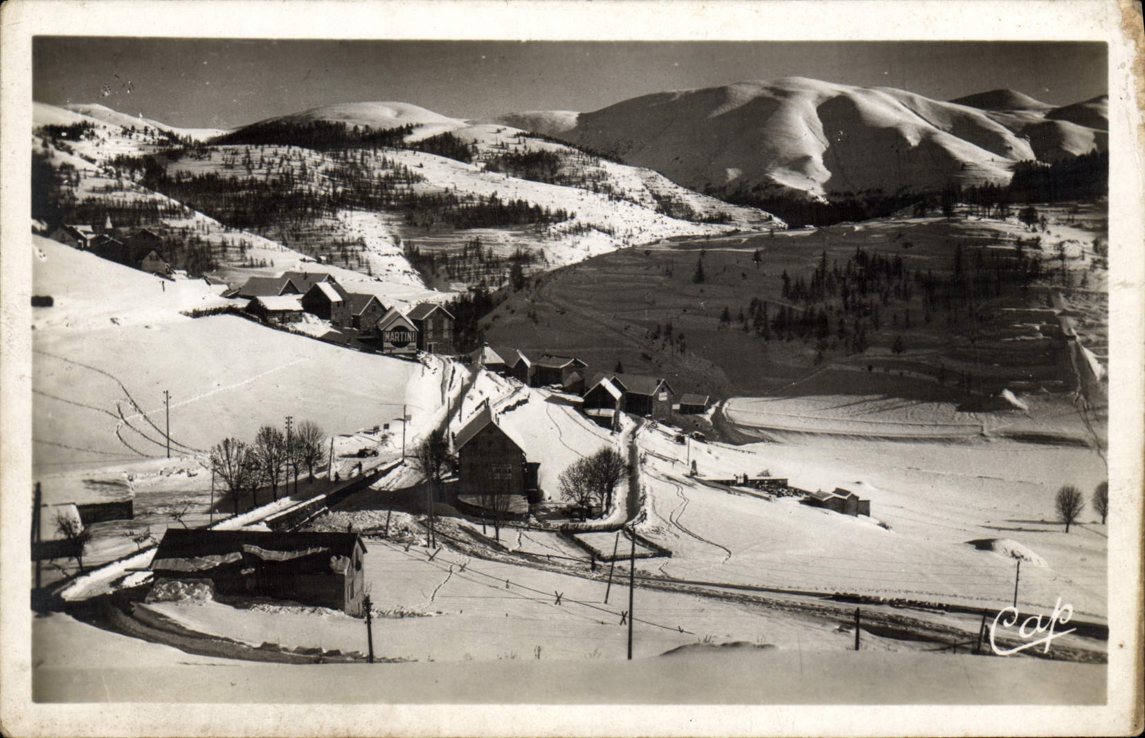 CPM Beuil Sports D'Hiver Vue Prise De La Route Des Launes