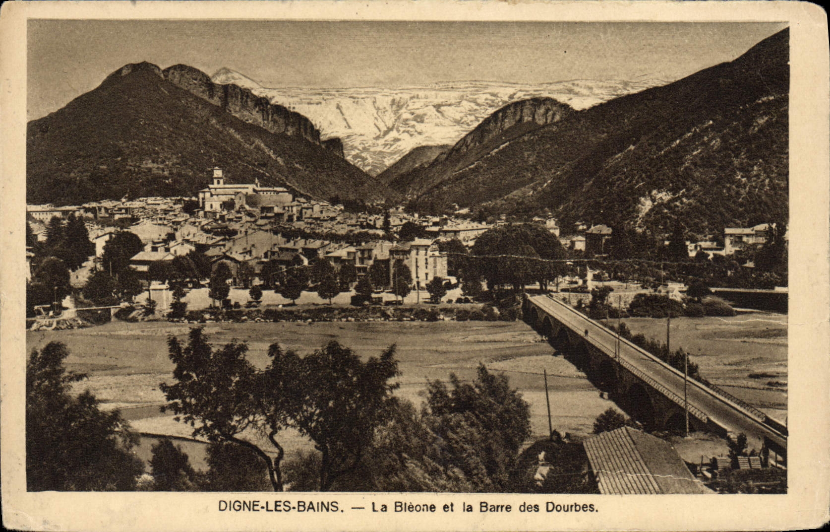 VINTAGE POSTCARD Worthy les Bains Bleone and the bar of Dourbes