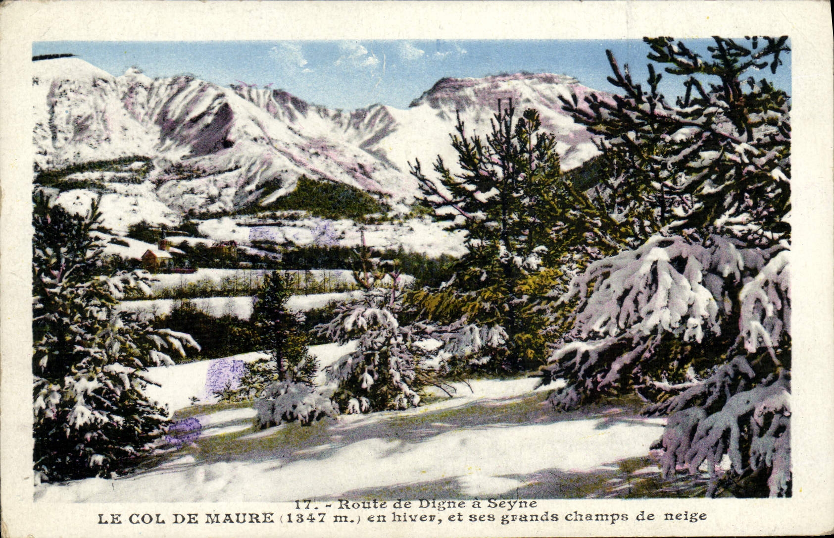 La ruta de la POSTAL de la VENDIMIA de digno hace que Seyne el collar de amarre en invierno y sus campos de nieve