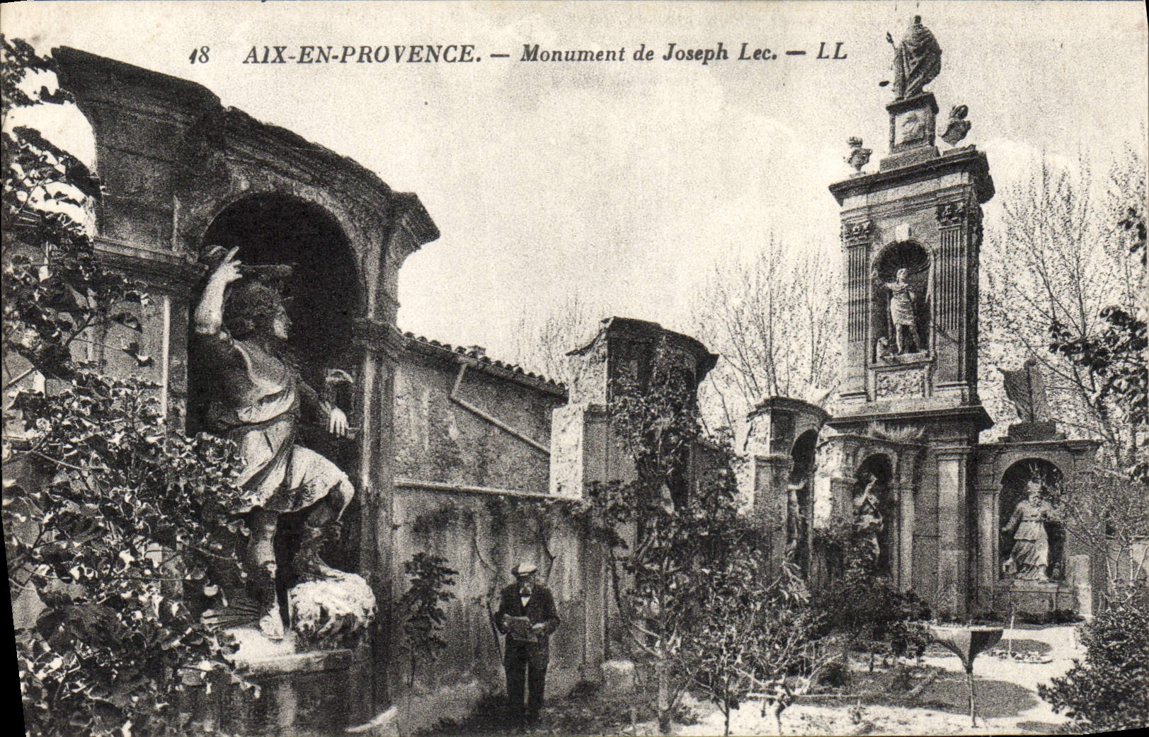 CPA Aix En Provence Monument de Joseph Lec