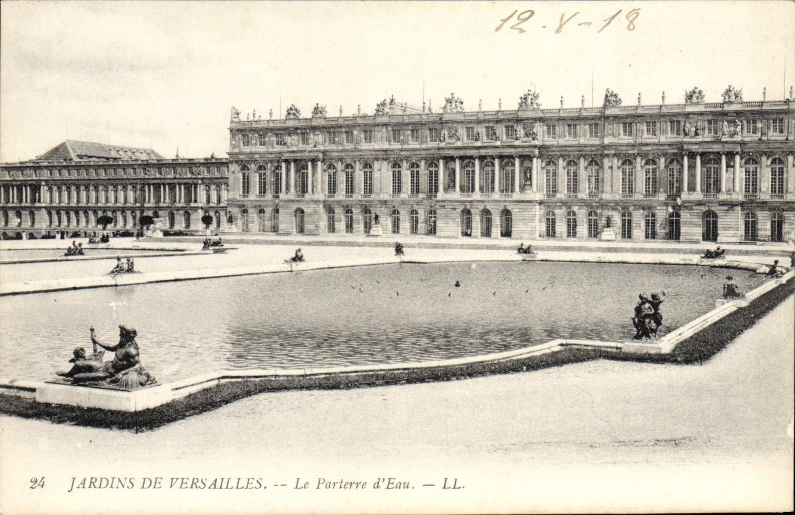 VINTAGE POSTCARD Gardens Of Versailles the Water Floor
