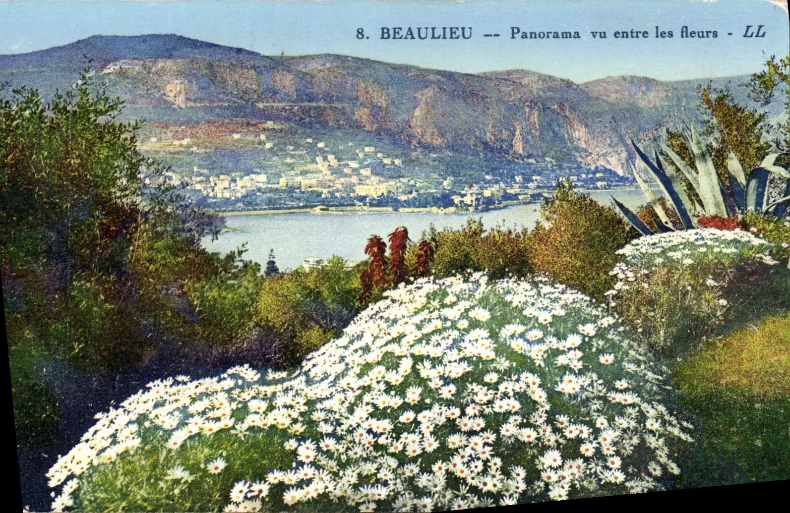 CPA Beaulieu Panorama Vu entre les Fleurs
