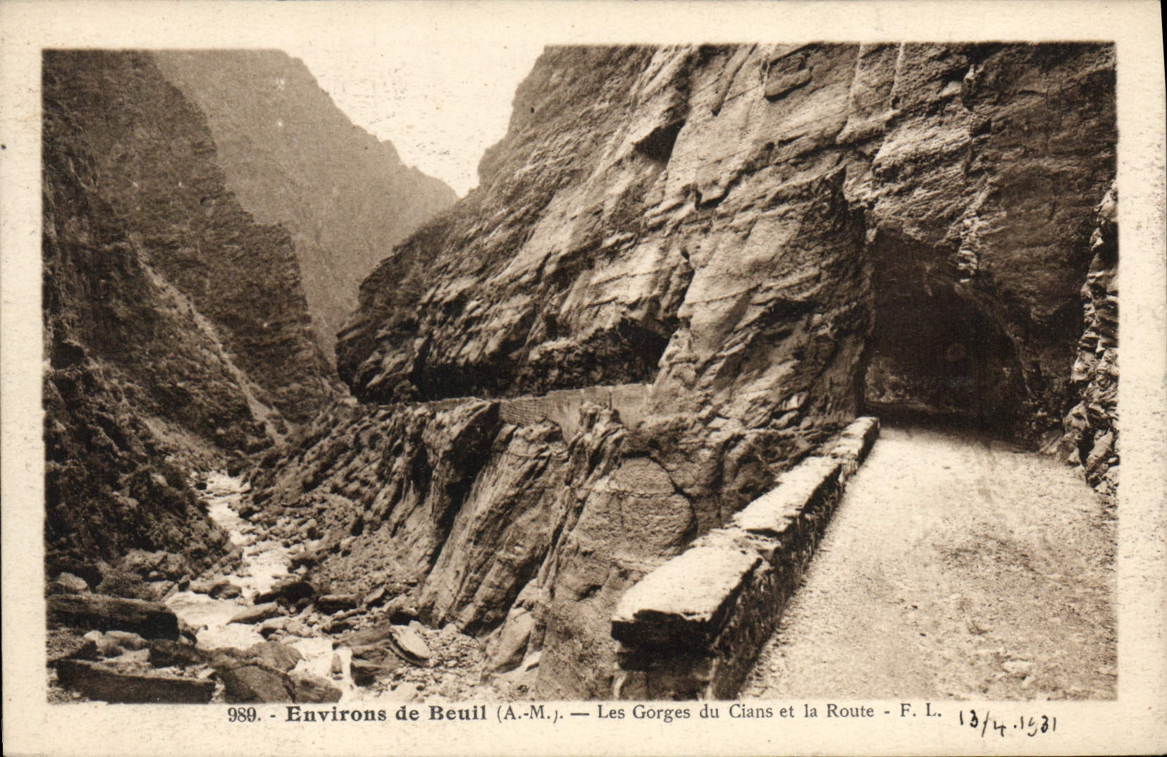 VINTAGE POSTCARD Surroundings De Beuil Falls Of Cians And the road