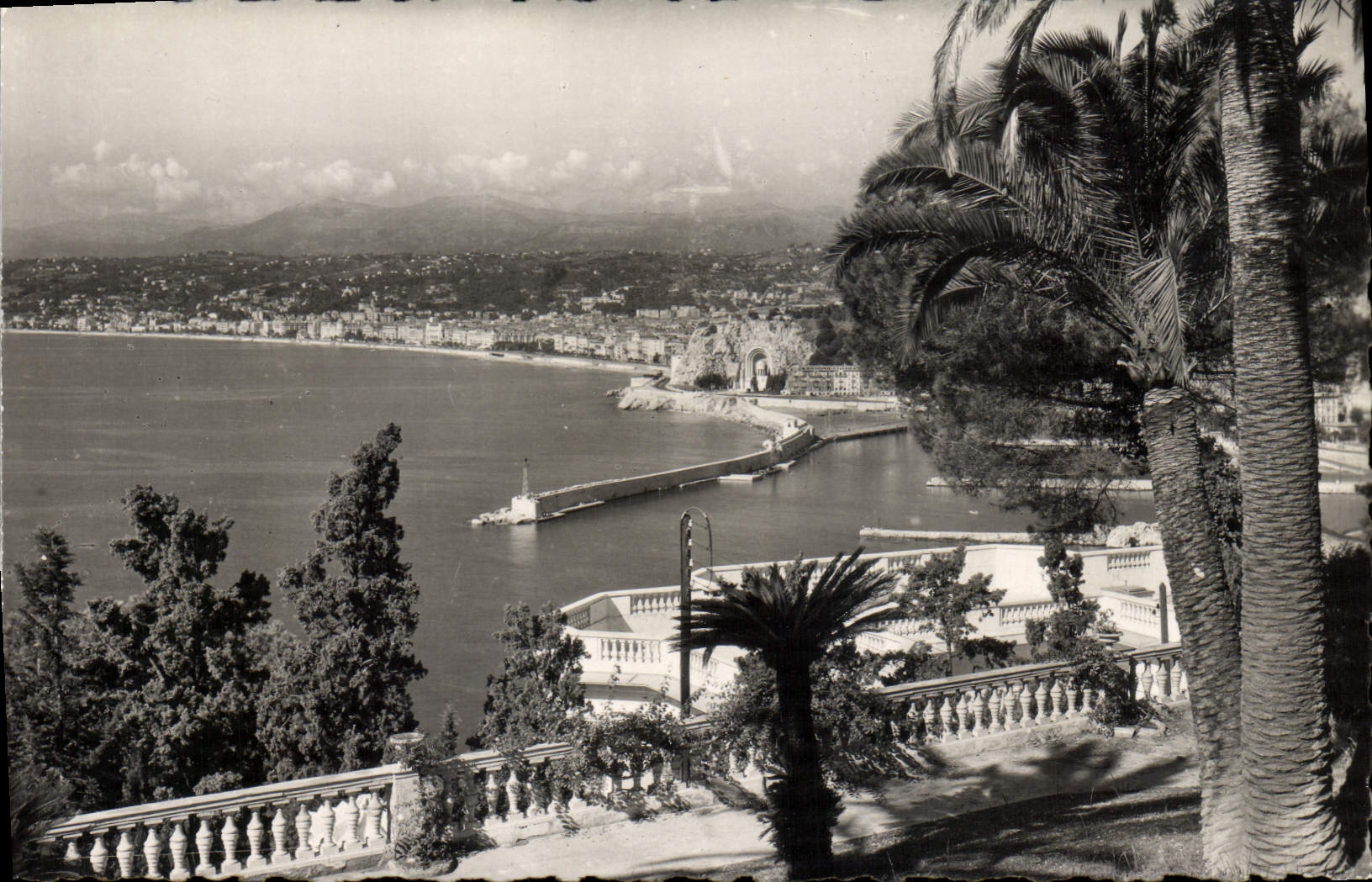 CPM Nice Vue Generale