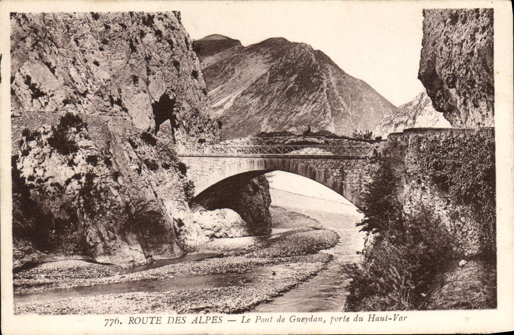 La ruta de la POSTAL de la VENDIMIA de las montan@as el puente de Gueydan lleva alto Vara