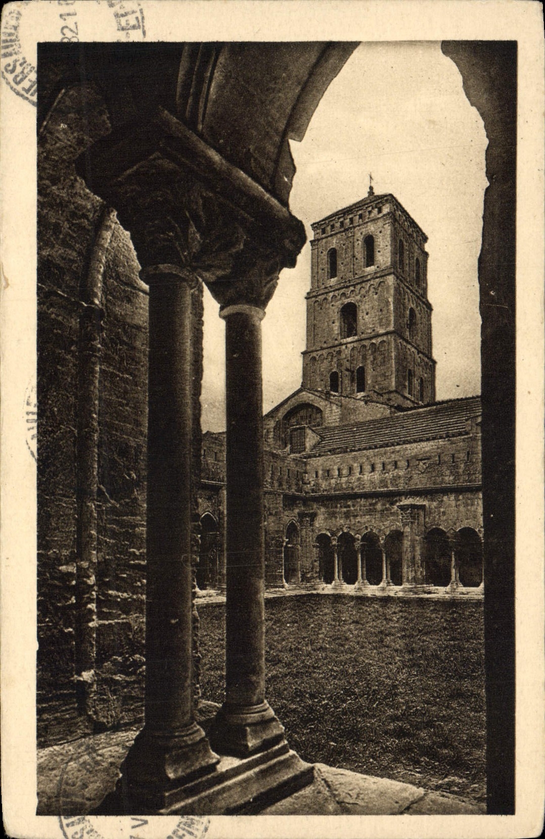 VINTAGE POSTCARD Arles Holy Cloister Interior Trophime Of the cloister and Holy bell-tower Trophime