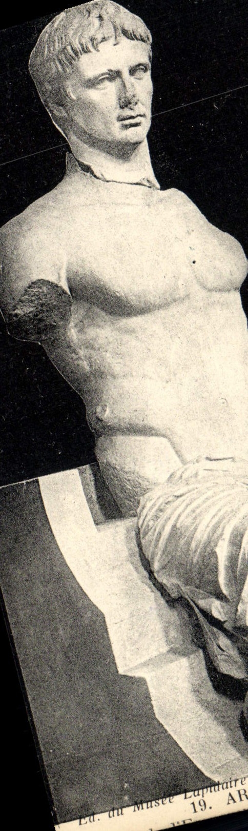 VINTAGE POSTCARD Concise Arles Museum