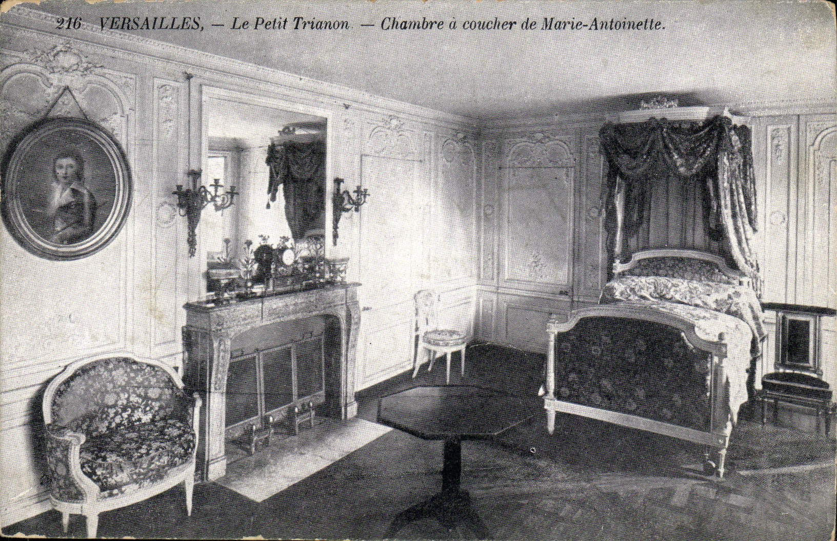 CPA Versailles Le Petit Trianon Chambre A Coucher De Marie Antoinette