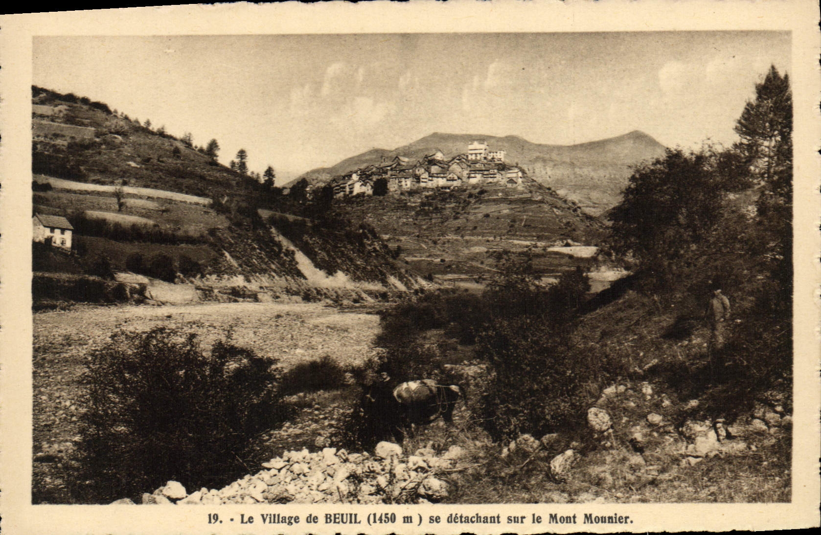 VINTAGE POSTCARD the Village De Beuil Being detached On the Mounier Mount