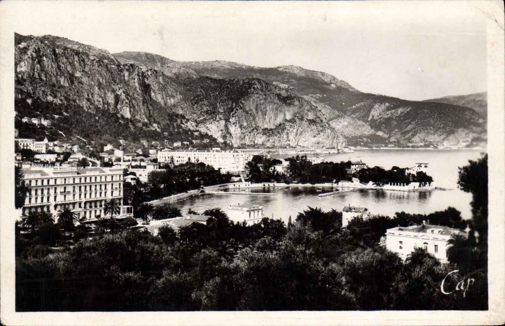 CPA Beaulieu Sur Mer Panoramaa Et Les Hotels