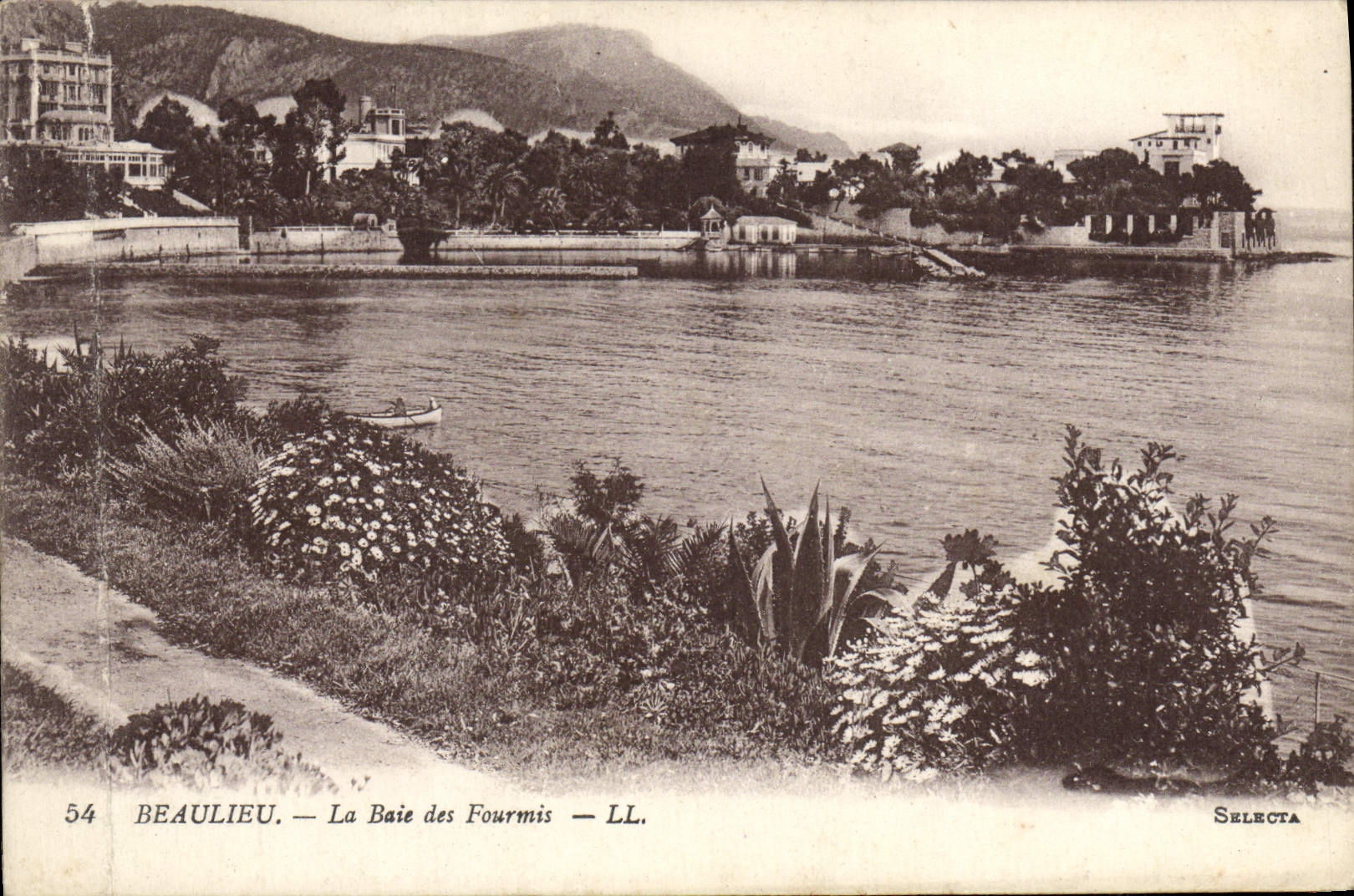CPA Beaulieu La Baie Des Fourmis