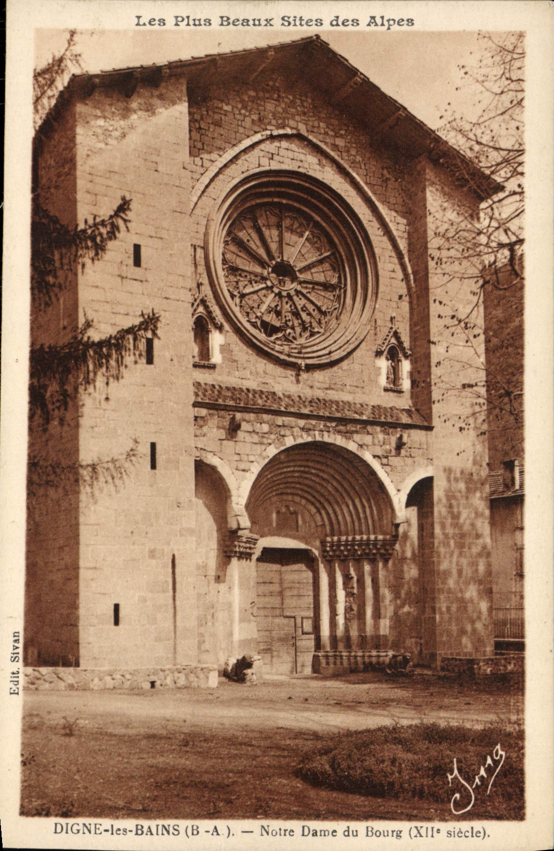 CPA Digne Les Bains Notre Dame Du Bourg