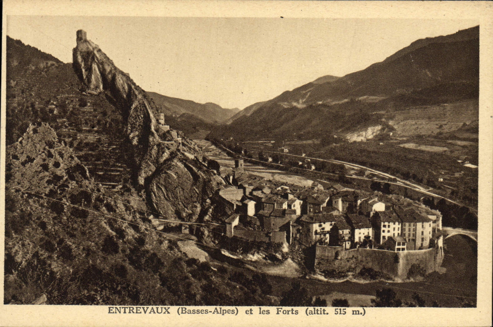 POSTAL Entrevaux de la VENDIMIA y fortalezas