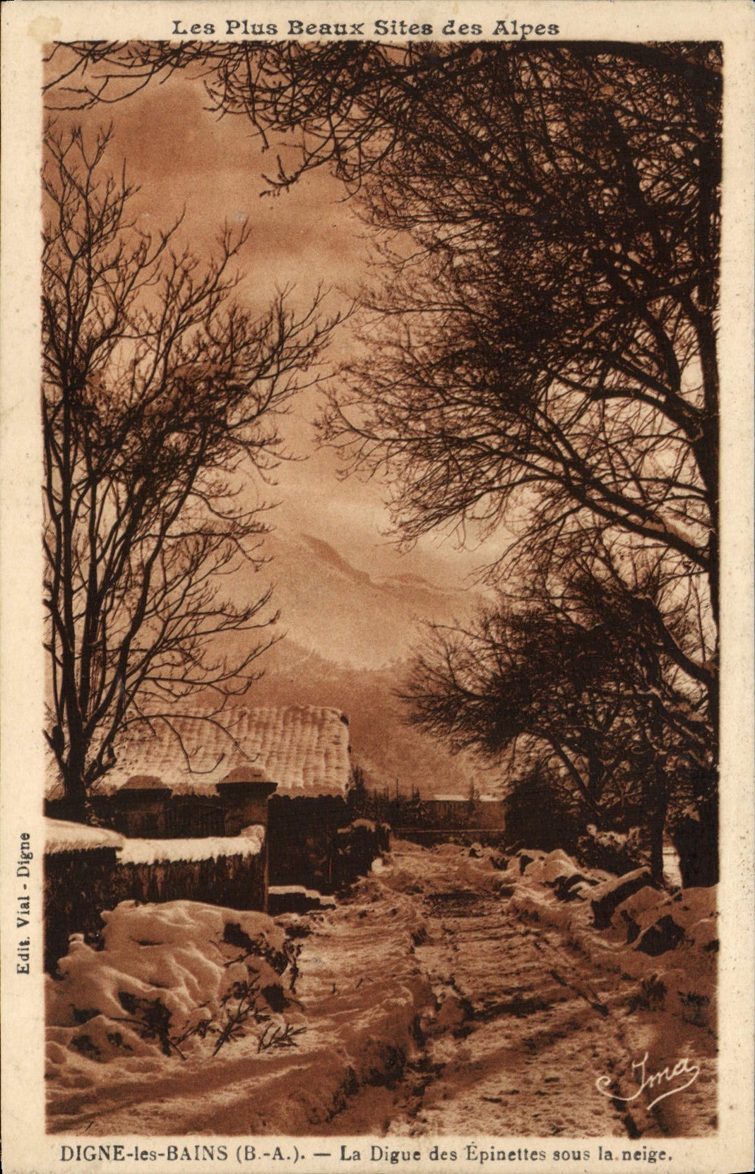 VINTAGE POSTCARD Worthy Les Bains the Dam Of the Virginals Under Snow