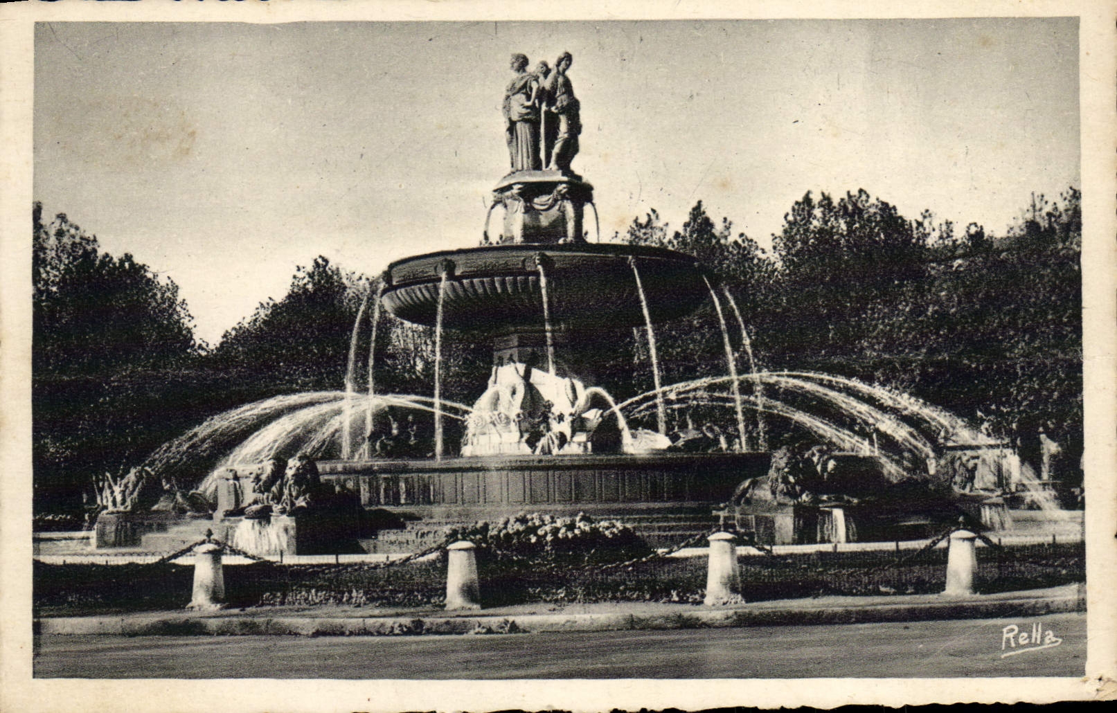 CPA Aix En Provence La Grande Fontaine