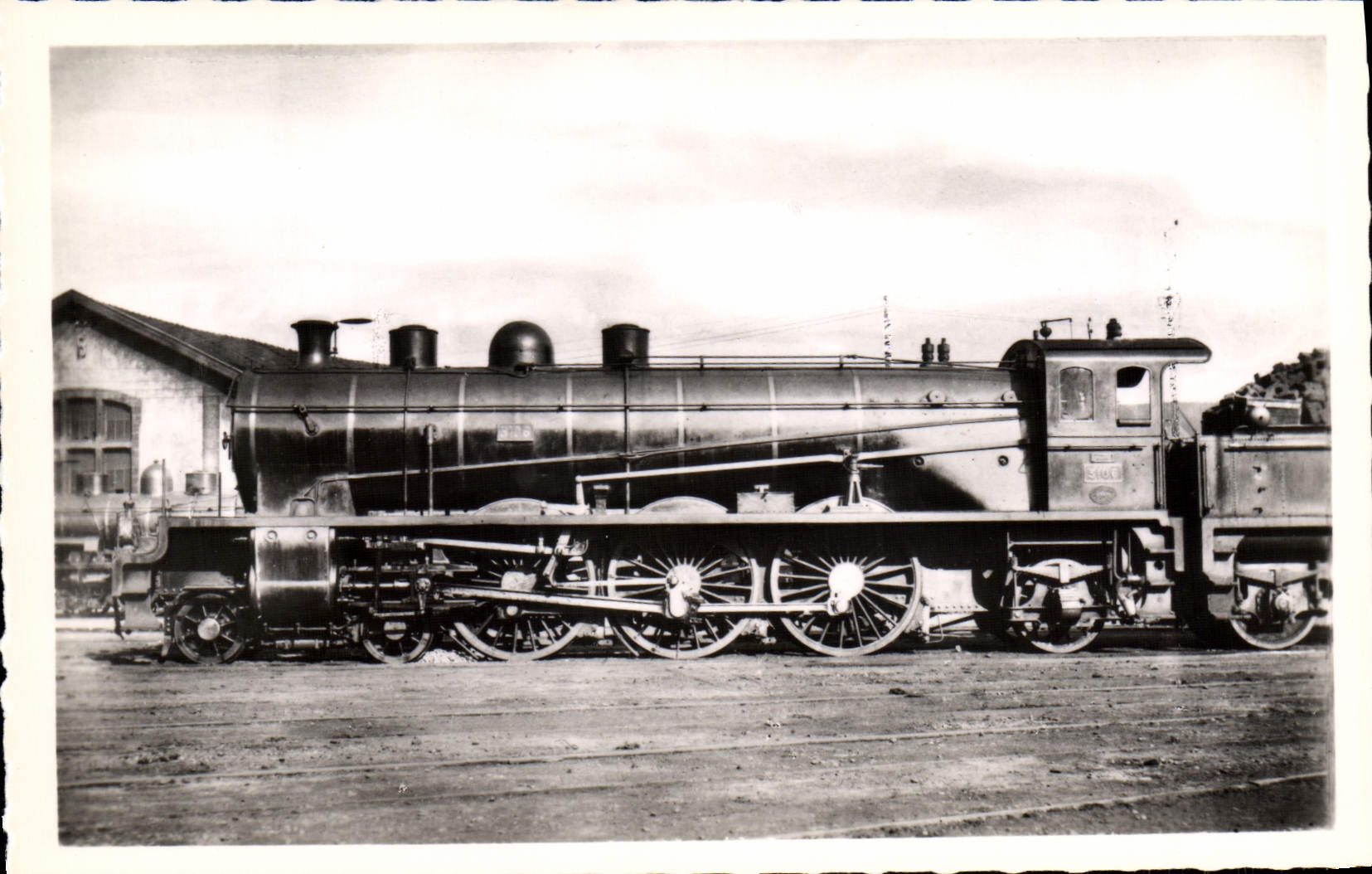 MODERN CARD Train Engine 3.101 has 3120