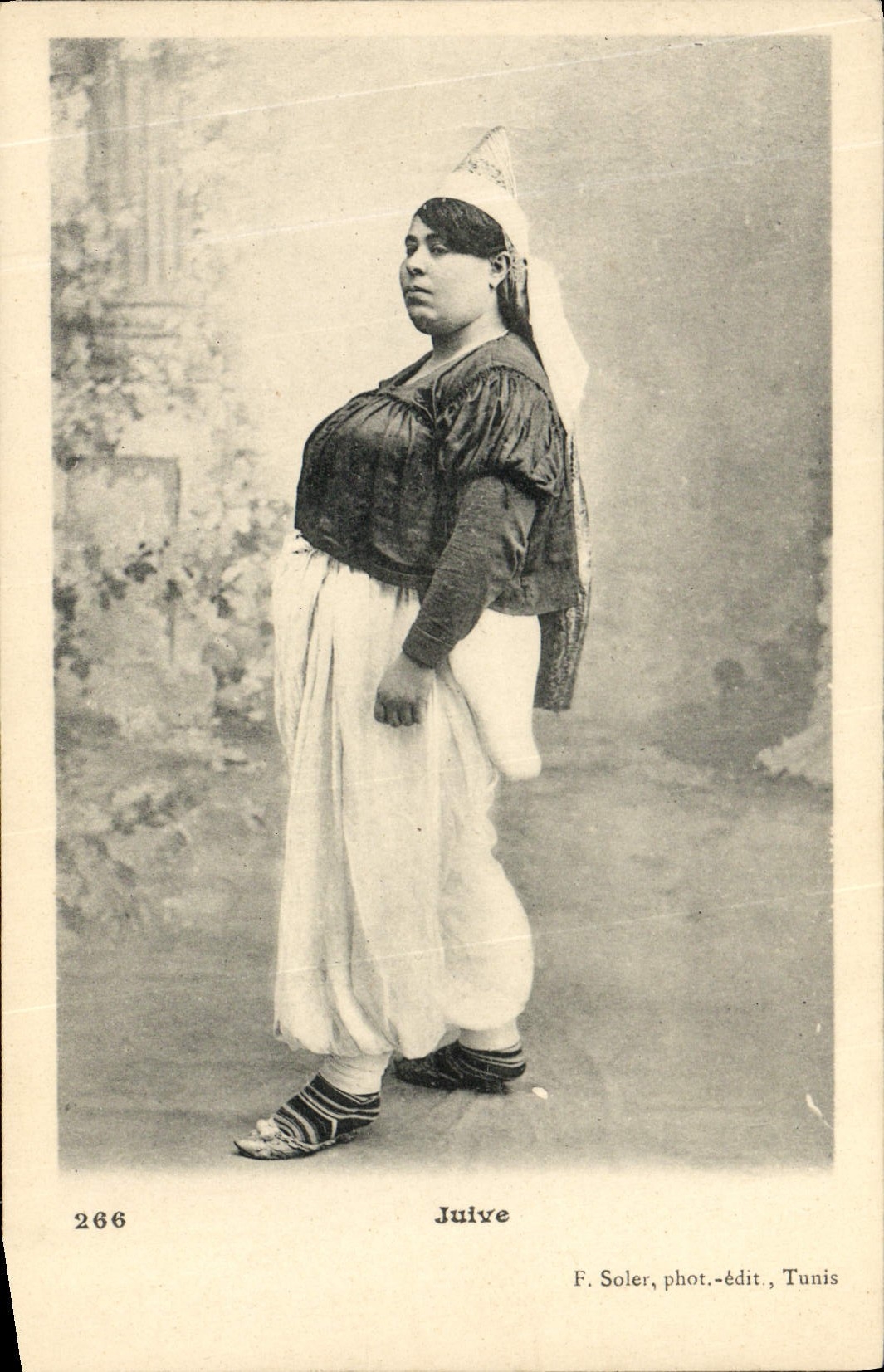 CPA Judaica Juif Femme juive 