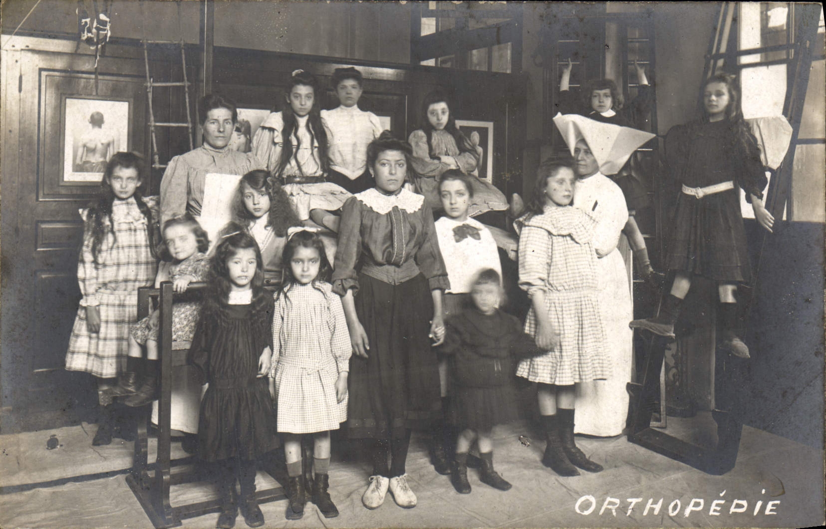 CARTE PHOTO Sante Orthopedie Enfants
