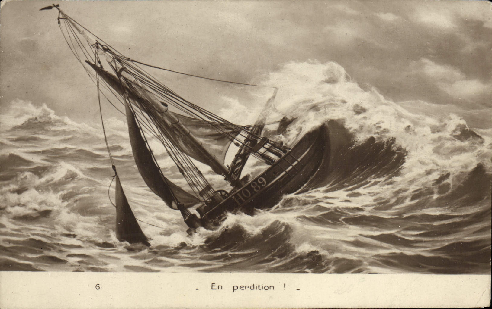 VINTAGE POSTCARD Boat in perdition
