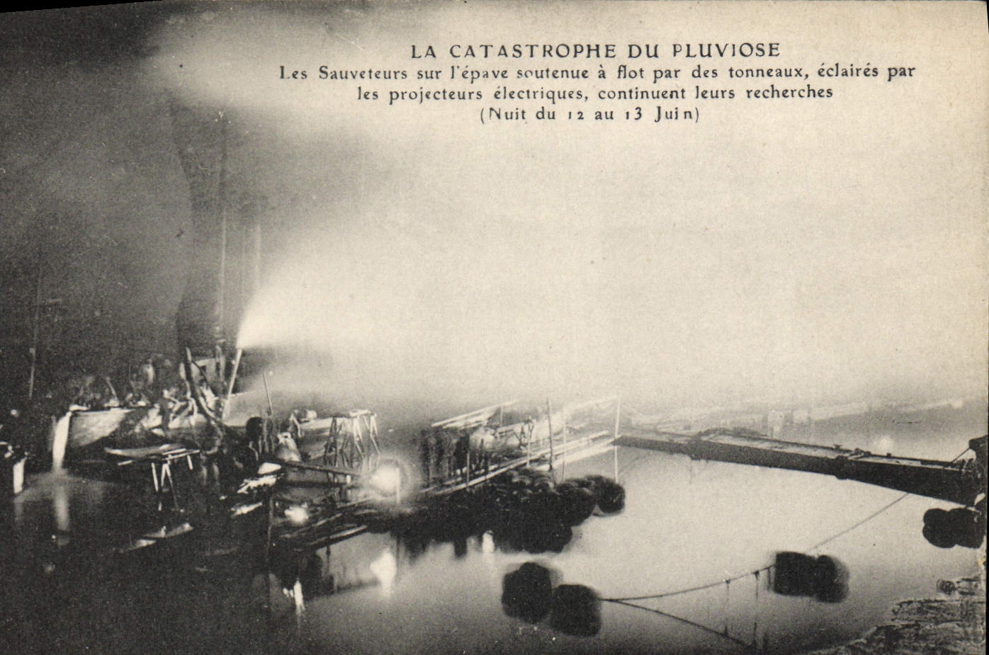 VINTAGE POSTCARD Boat Catastrophe of Pluviose rescuers of the wreck