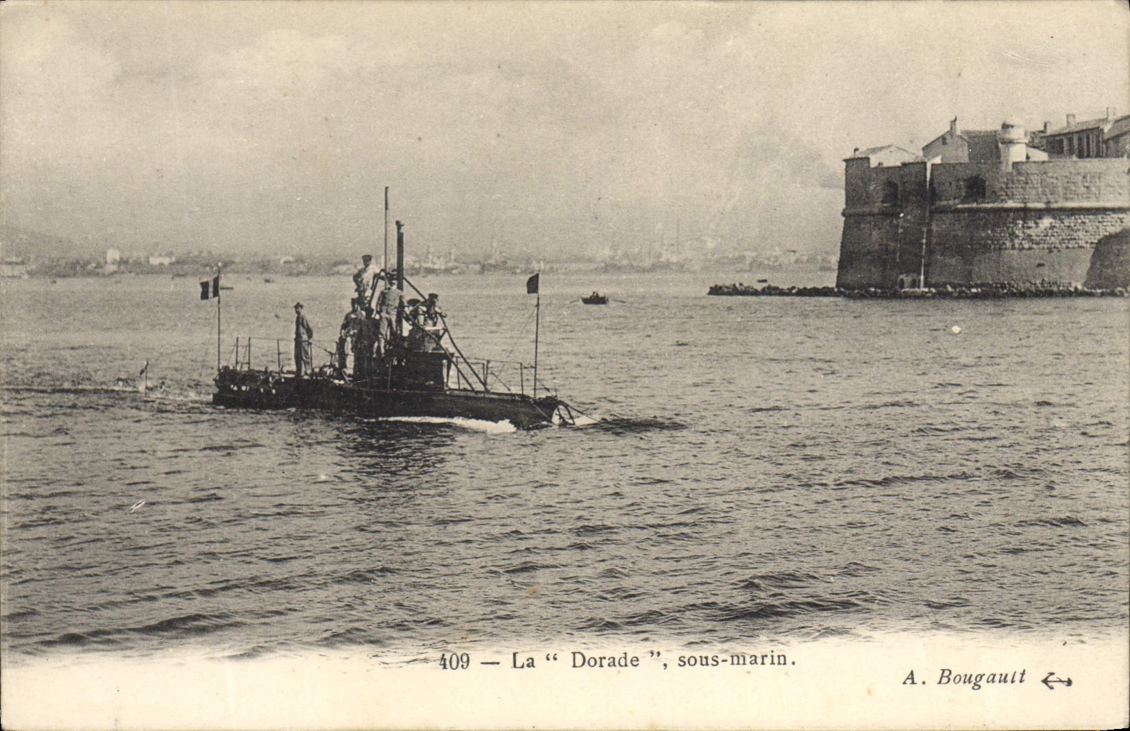 CPA Bateau La Dorade Sous marin 